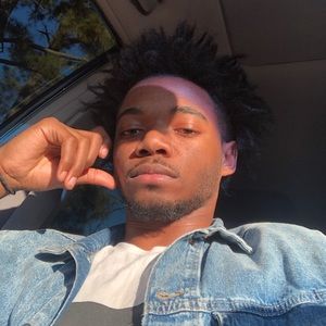 Meet your Posher, Derek